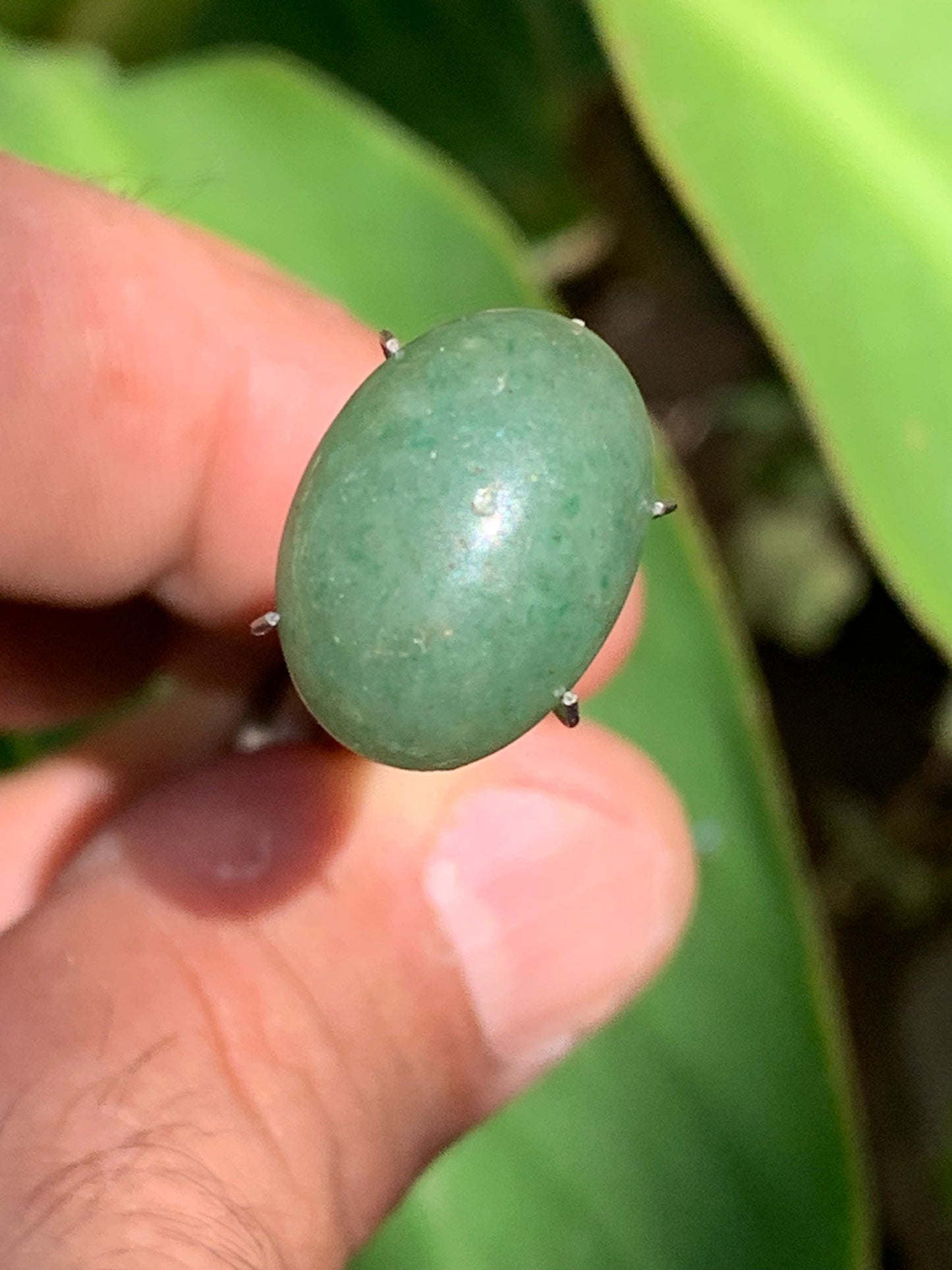 Quartz vert/ Aventurine, cabochon de 17mm x12 x7 - 10,5 carats. Parfait en bijouterie, collection ,exposition...