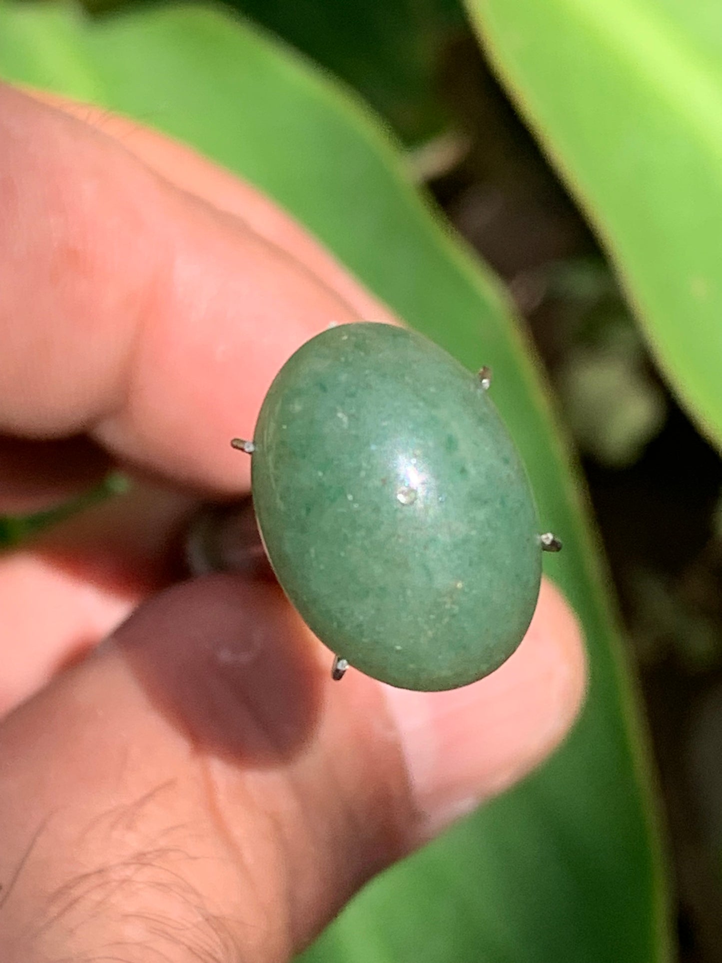 Quartz vert/ Aventurine, cabochon de 17mm x12 x7 - 10,5 carats. Parfait en bijouterie, collection ,exposition...