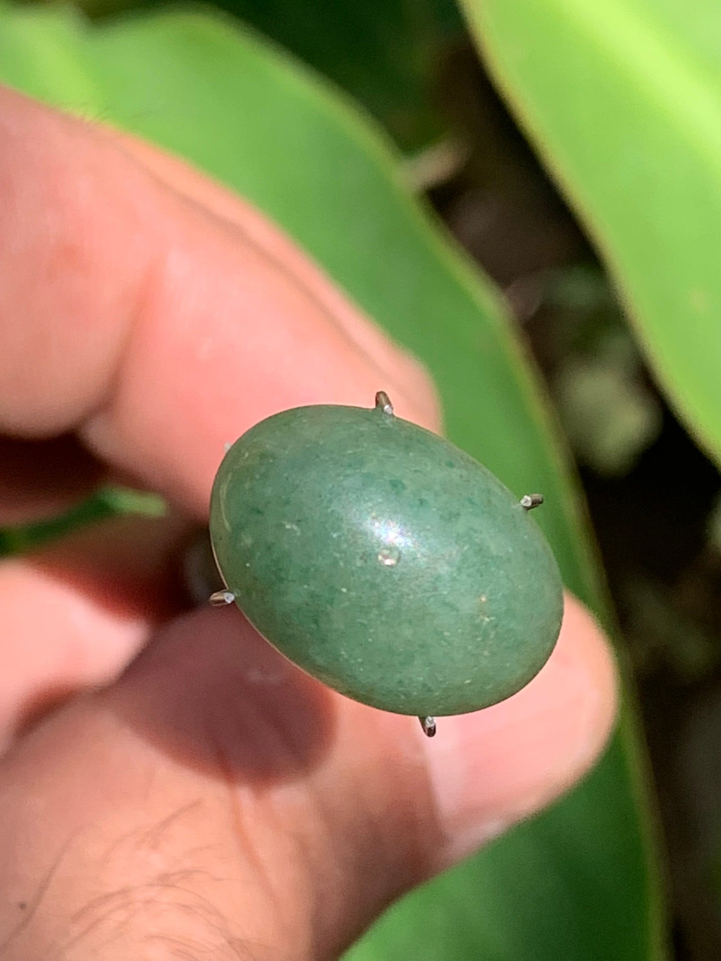 Quartz vert/ Aventurine, cabochon de 17mm x12 x7 - 10,5 carats. Parfait en bijouterie, collection ,exposition...