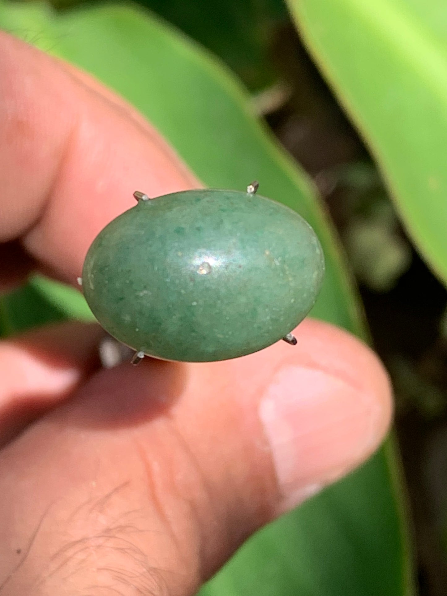 Quartz vert/ Aventurine, cabochon de 17mm x12 x7 - 10,5 carats. Parfait en bijouterie, collection ,exposition...