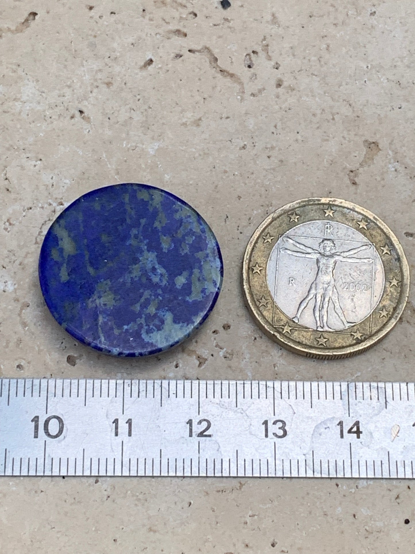 Lapis lazuli, cabochon de 25mm x25 x6 - 29,5 carats. Parfait en bijouterie, collection ,exposition...