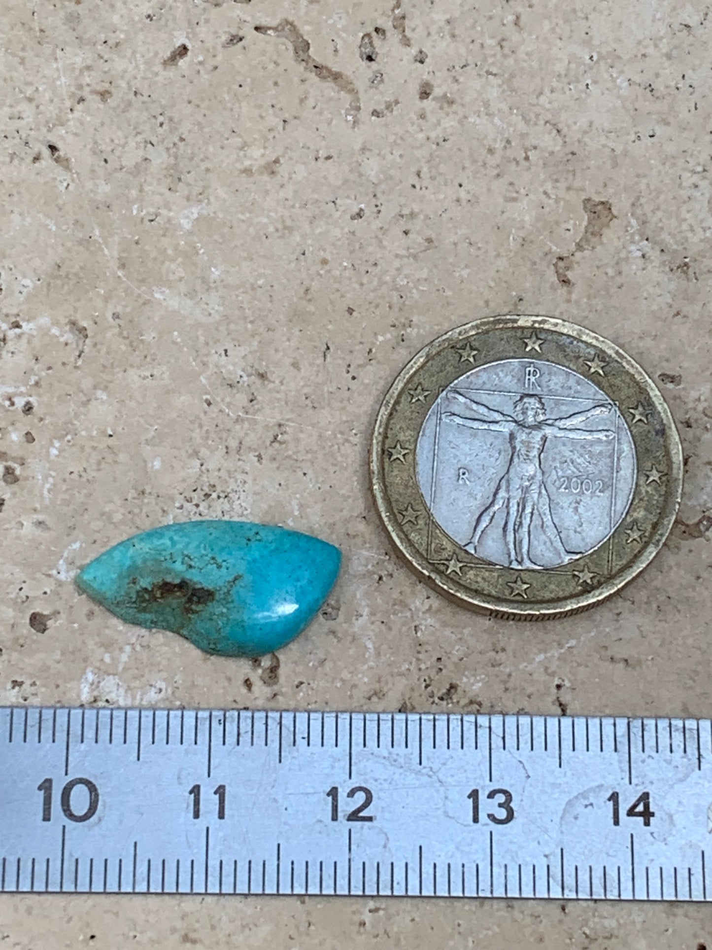 Turquoise, 20mm cabochon x10 x3 - 3 carats. Perfect for jewelry, collections, exhibitions...