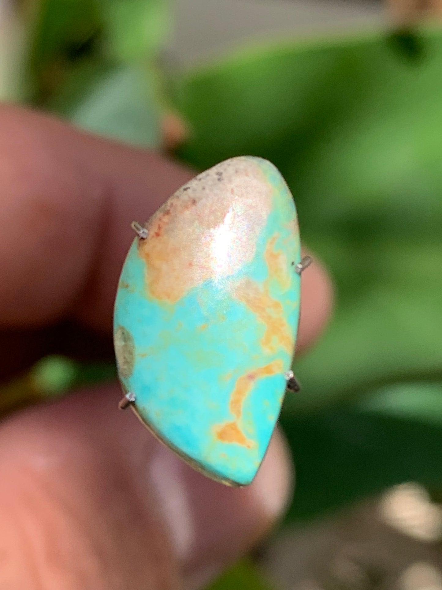 Turquoise, cabochon de 17mm x10 x2 - 2 carats. Parfait en bijouterie, collection ,exposition...