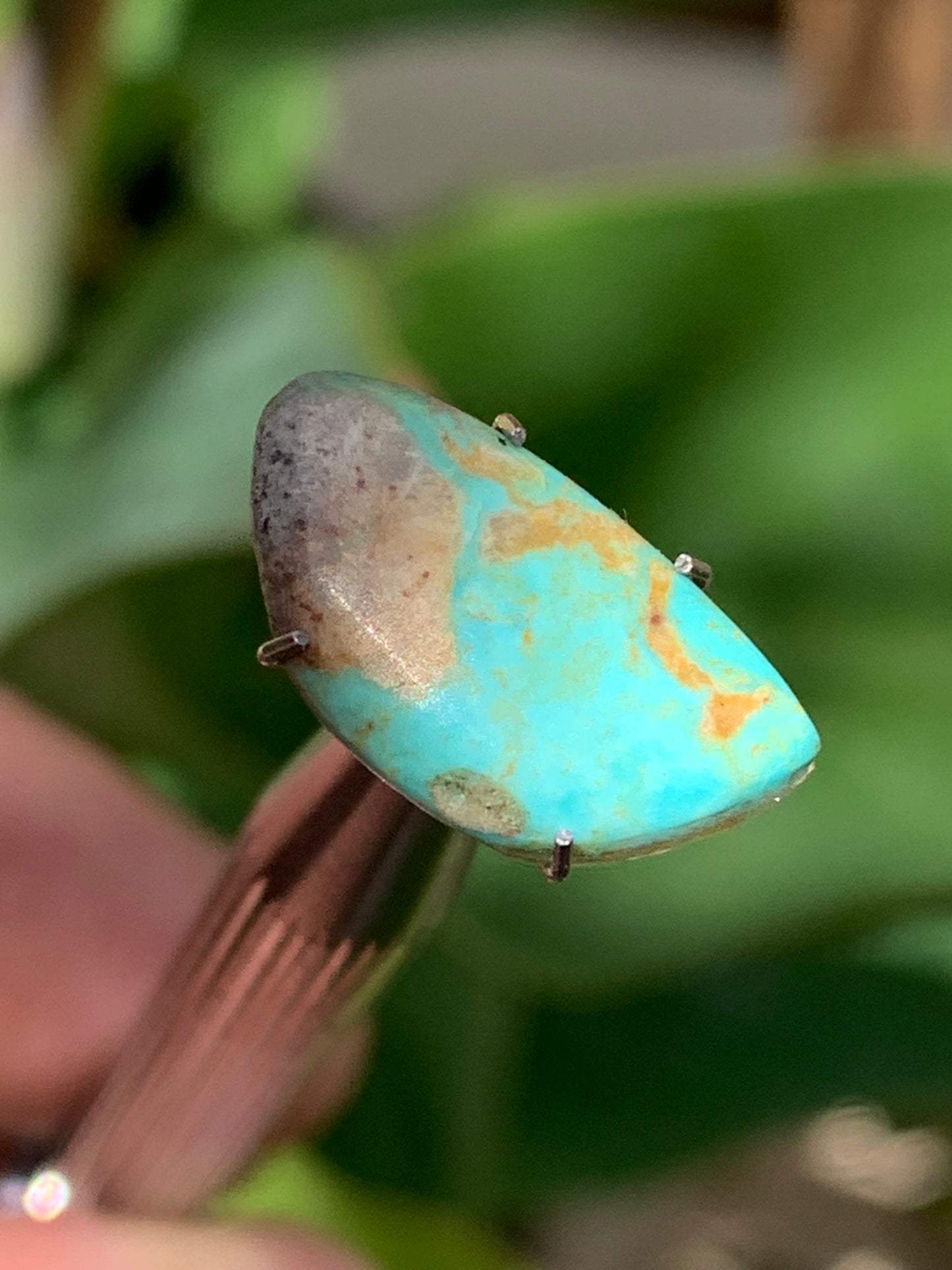Turquoise, cabochon de 17mm x10 x2 - 2 carats. Parfait en bijouterie, collection ,exposition...