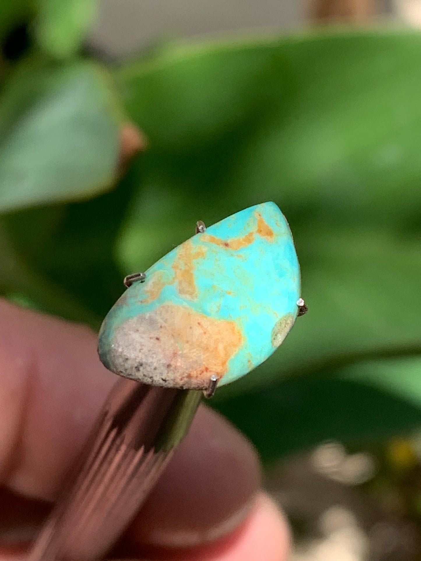 Turquoise, cabochon de 17mm x10 x2 - 2 carats. Parfait en bijouterie, collection ,exposition...