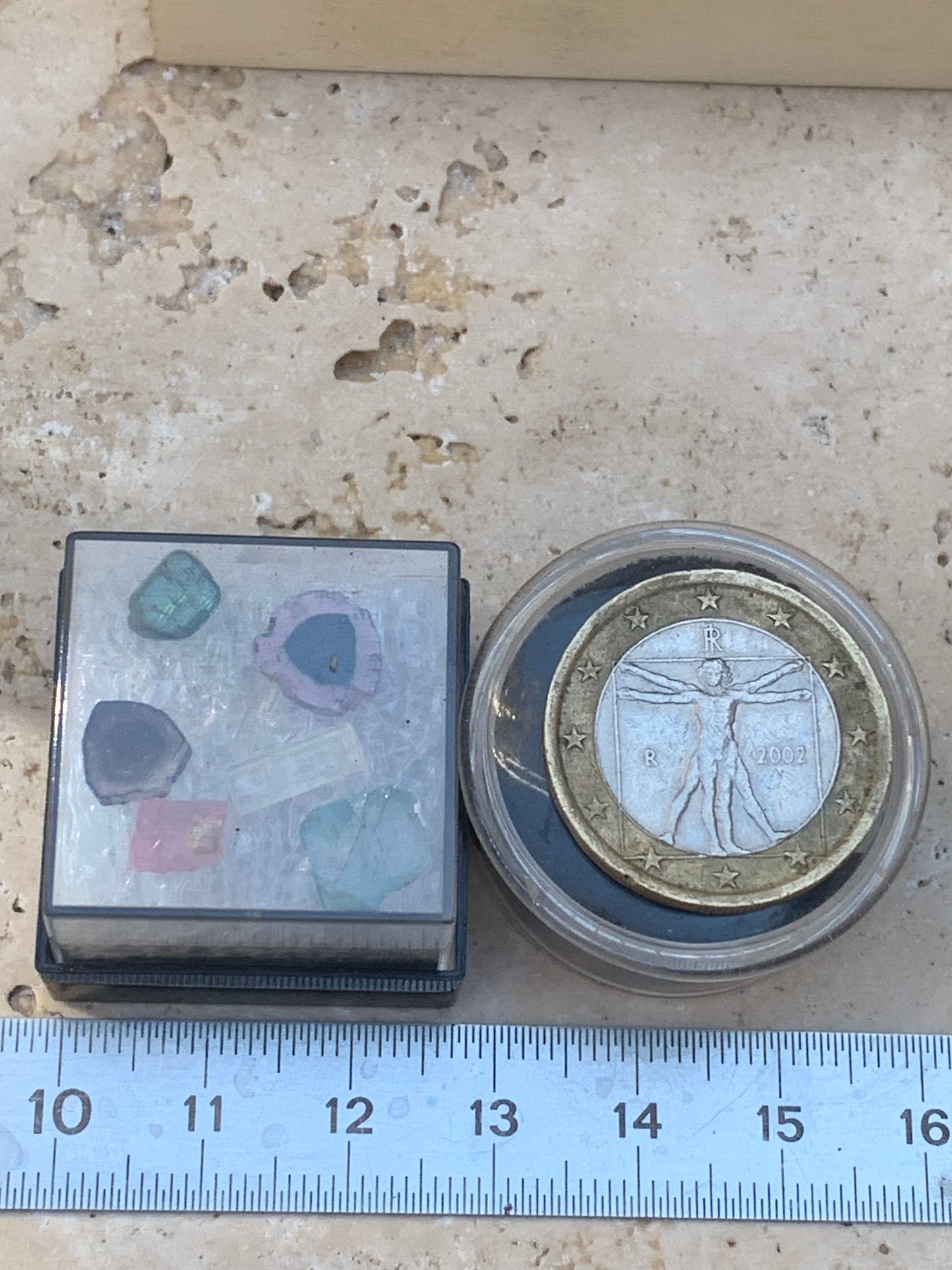 Tourmaline, coffret collection de 6 pièces de 7mm x7 x2 environ - 6,5 carats. Parfait en bijouterie, collection ,exposition...