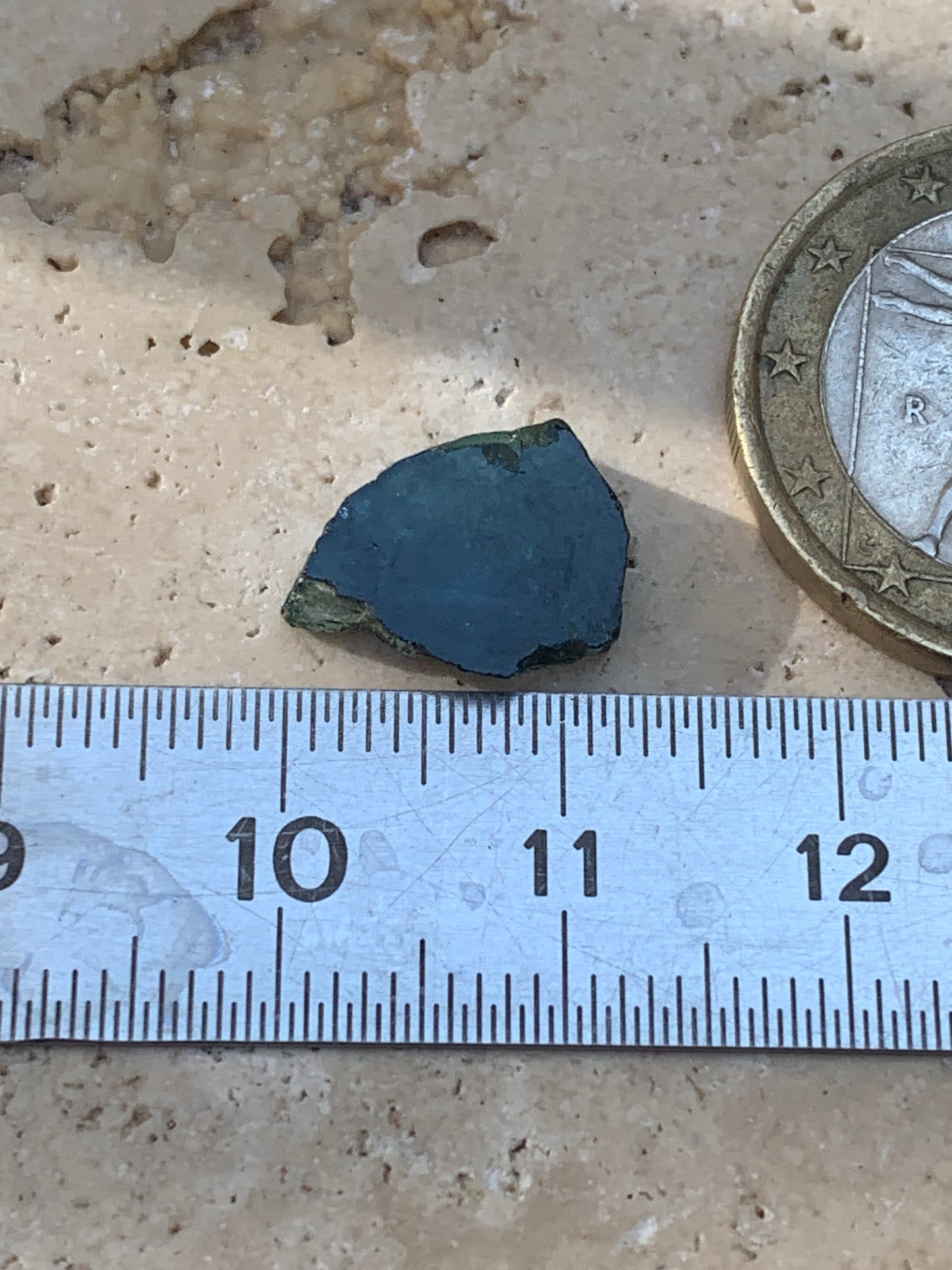 Tourmaline/ Indicolite, de 13mm x10 x 3 environ - 4,5 carats. Parfait en bijouterie, collection ,exposition...