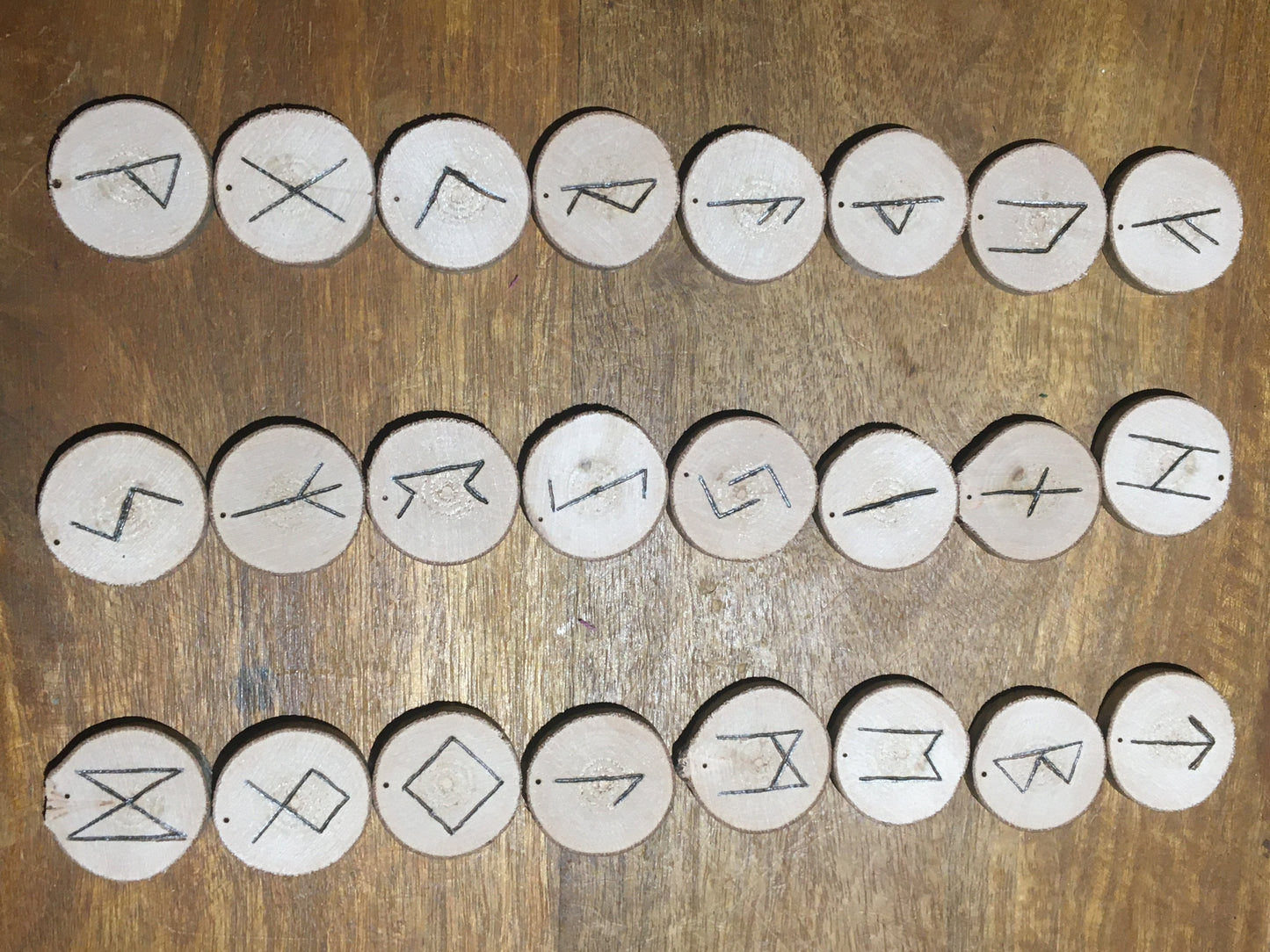 Selection of wooden runes, 25 engraved stones, approximately 2.5 centimeters in size. Very high quality, handmade according to the rules! Perfect!