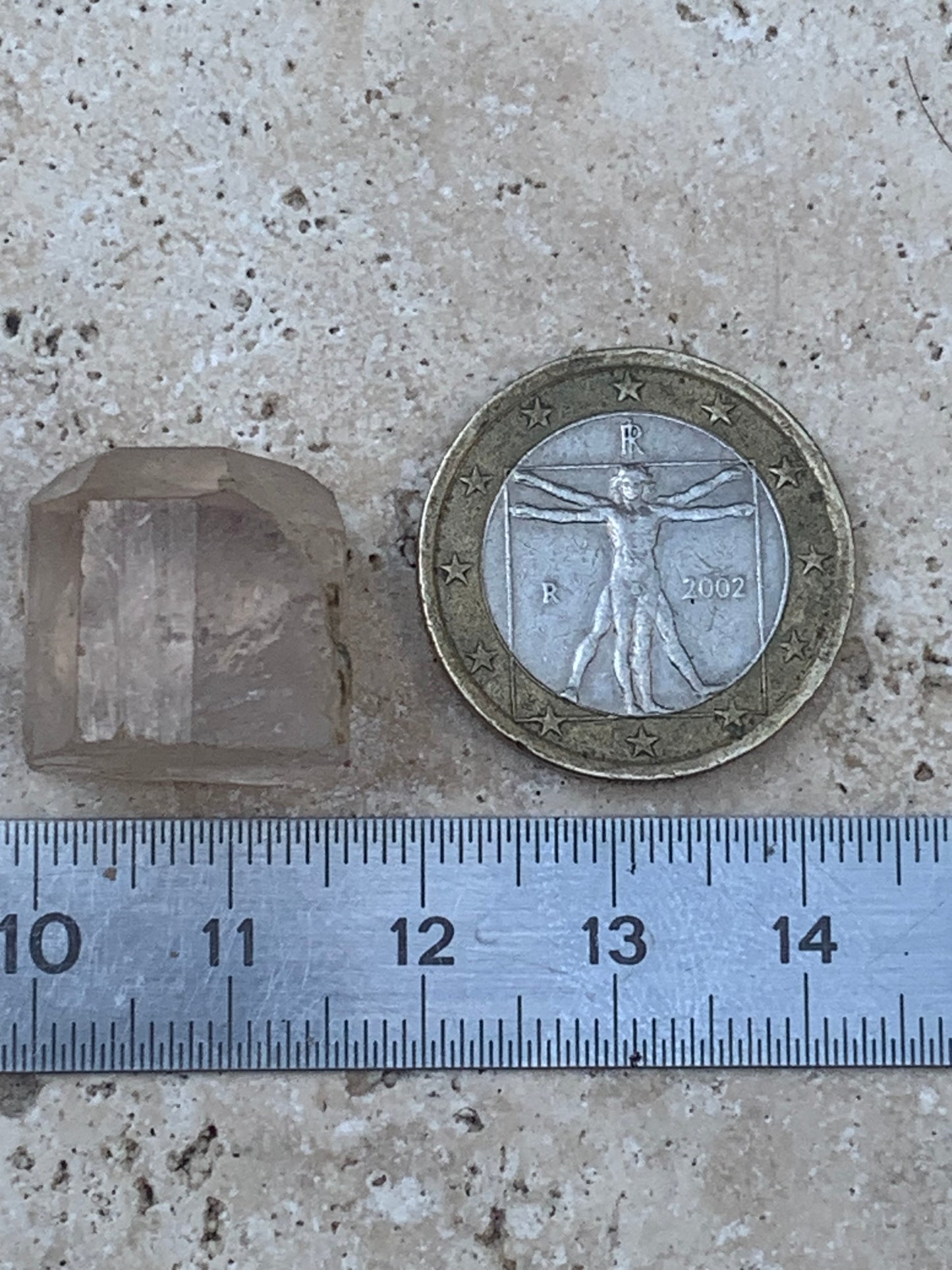 Imperial Topaz, superb natural crystal measuring 21mm x 18mm x 12mm - 11 grams/ 55 carats. Beautiful collector's item, unique and quite rare on the market!