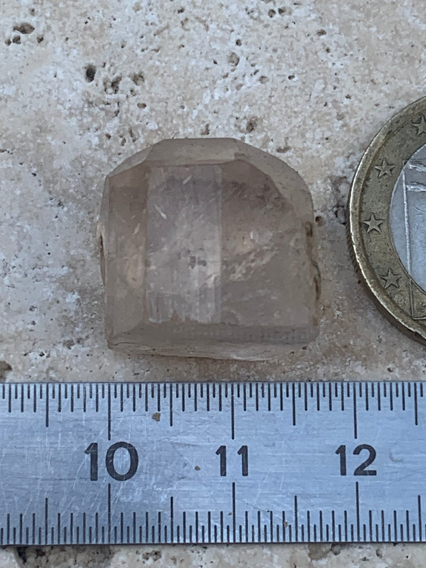 Imperial Topaz, superb natural crystal measuring 21mm x 18mm x 12mm - 11 grams/ 55 carats. Beautiful collector's item, unique and quite rare on the market!