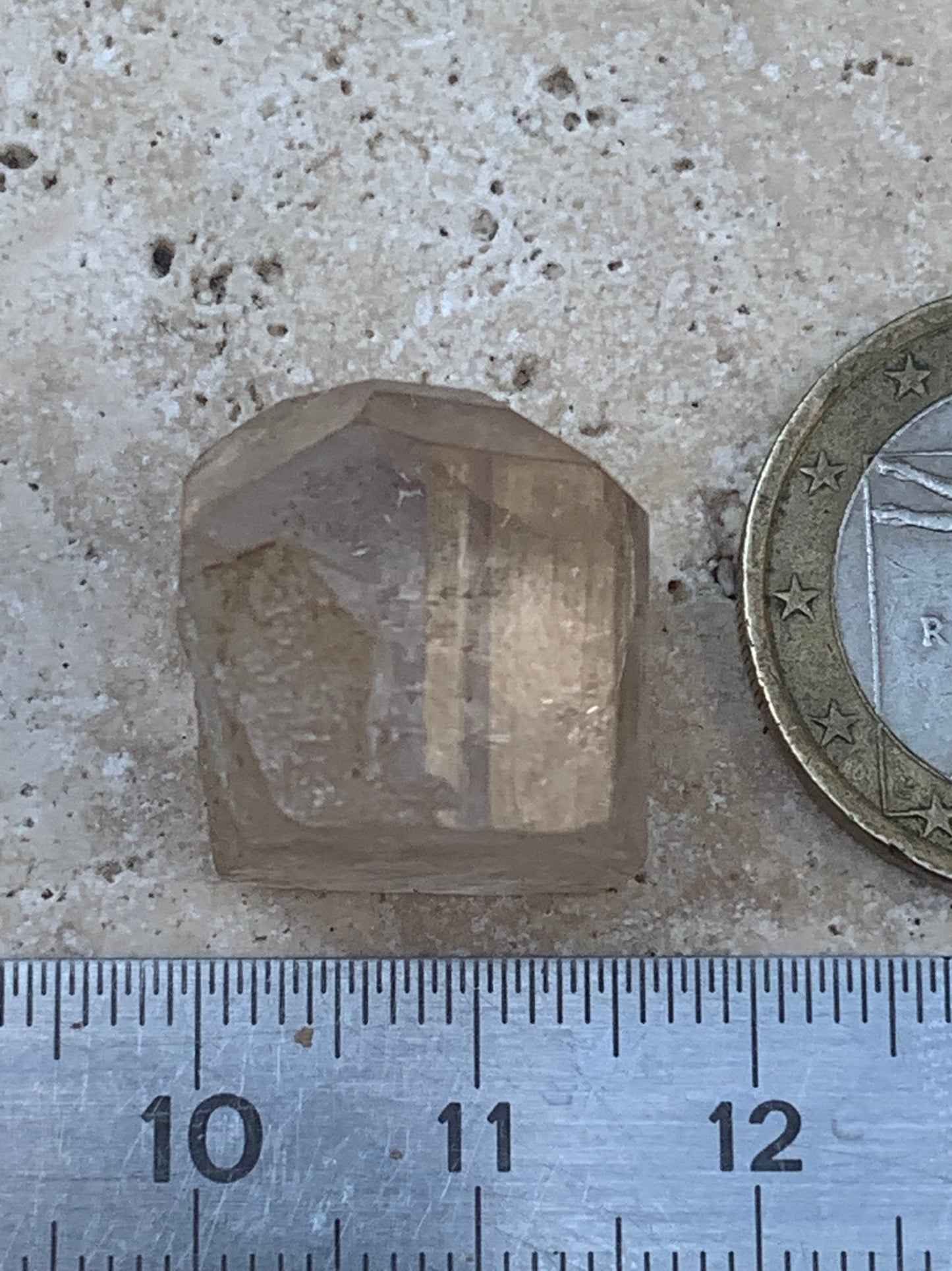 Imperial Topaz, superb natural crystal measuring 21mm x 18mm x 12mm - 11 grams/ 55 carats. Beautiful collector's item, unique and quite rare on the market!