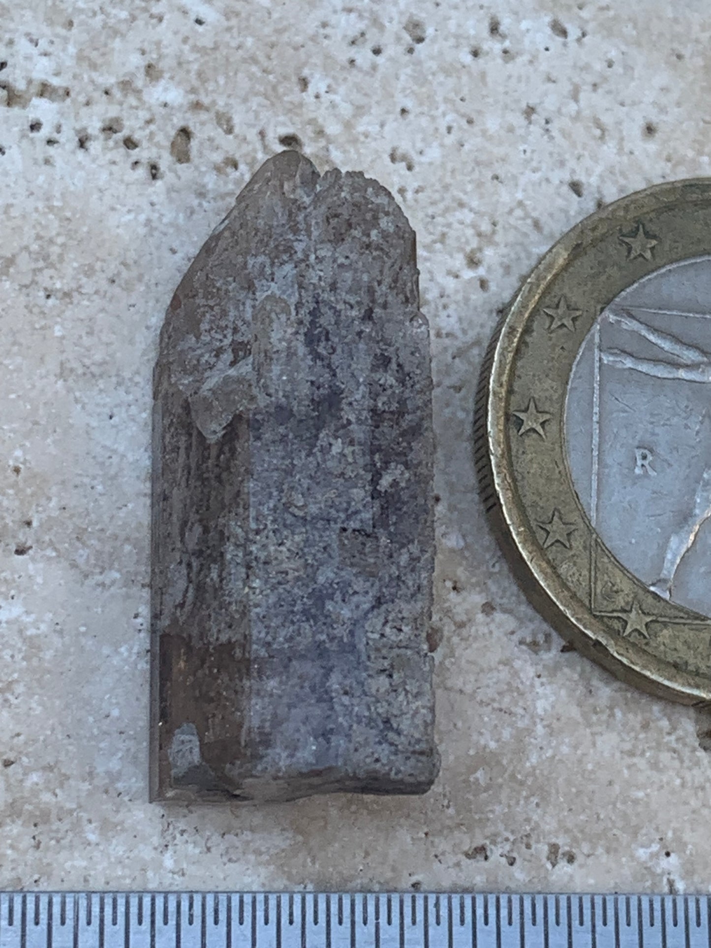 Topaze Impériale, superbe cristal naturel de 27mm x12 x10 - 4,5 grammes. Belle pièce de collection, unique et assez rare !