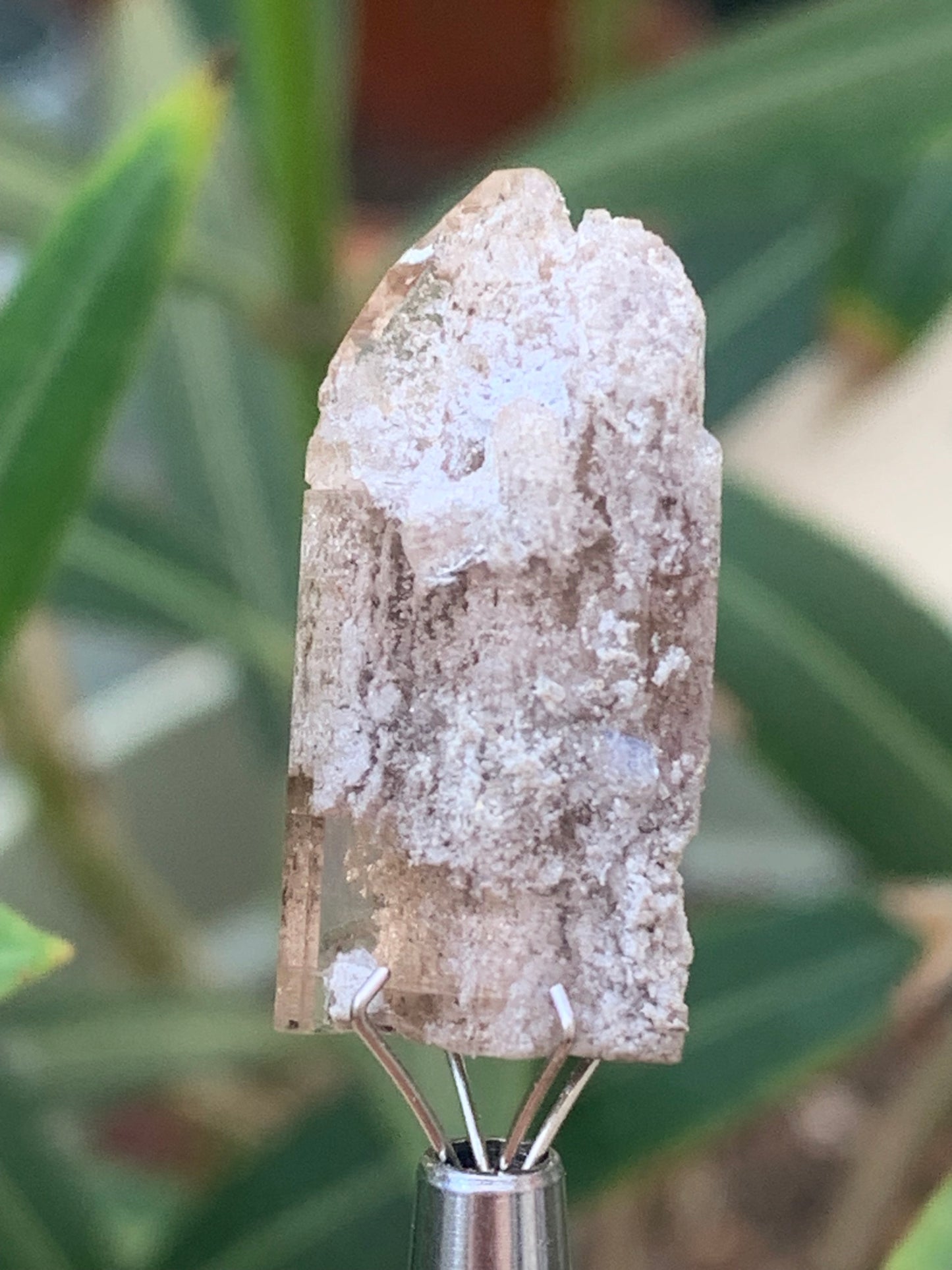 Topaze Impériale, superbe cristal naturel de 27mm x12 x10 - 4,5 grammes. Belle pièce de collection, unique et assez rare !