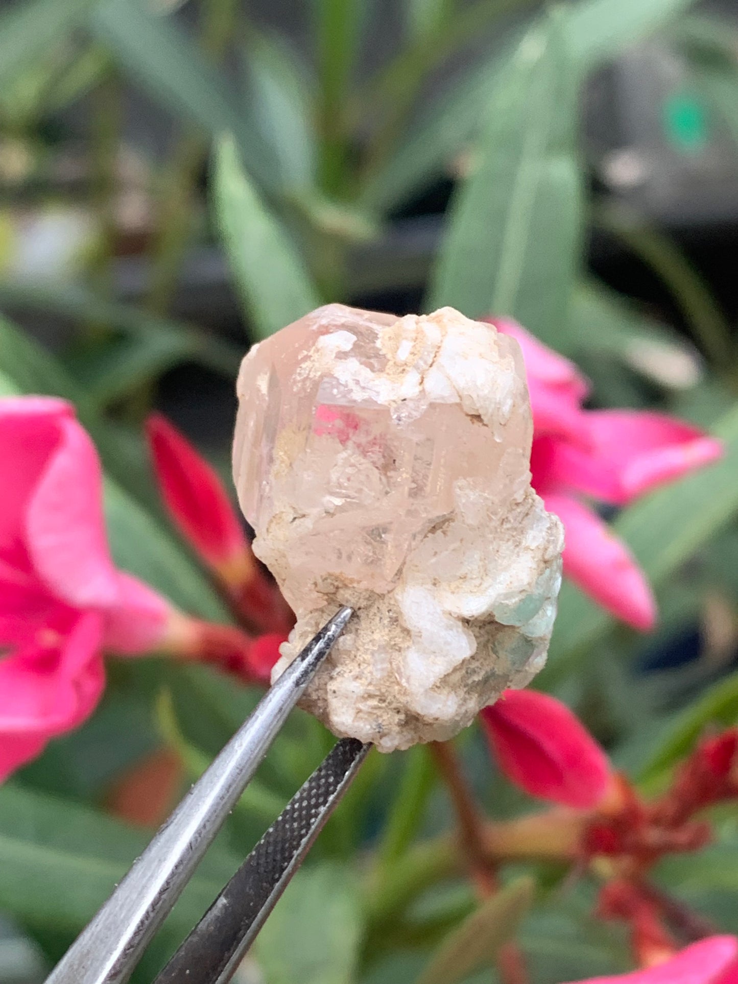 Imperial Topaz with Aquamarine, superb natural crystal measuring 25mm x 18mm x 18mm - 11.2 grams. Beautiful collector's item, unique and quite rare!