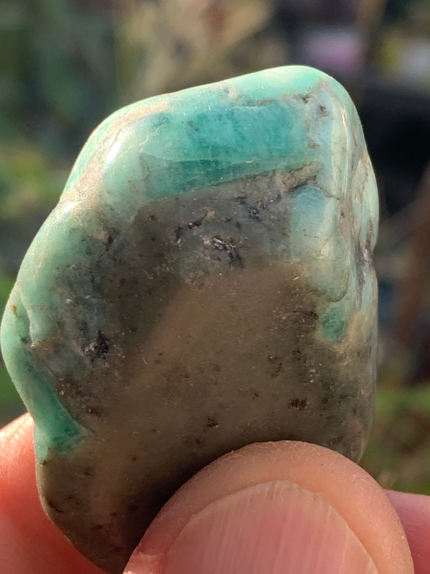 Émeraude, pièce brute de 44mm x31 x20 - 31,1 grammes. Parfait en collection, bijouterie, exposition...