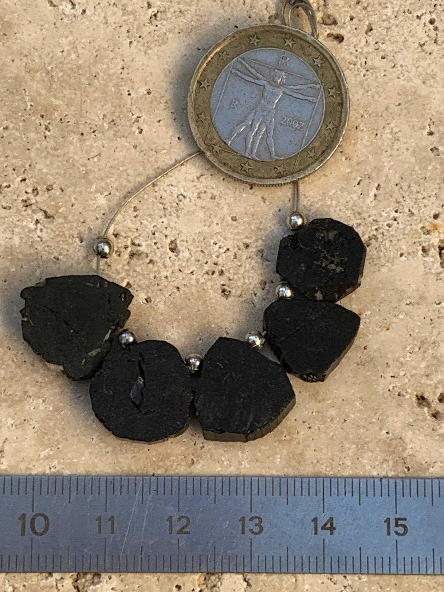 Black tourmaline, natural 3-sided head beads, sold in lots or individually, 14mm in diameter x 5mm thick on average - 7.3 grams (lot). Perfect for collection, jewelry, exhibition...