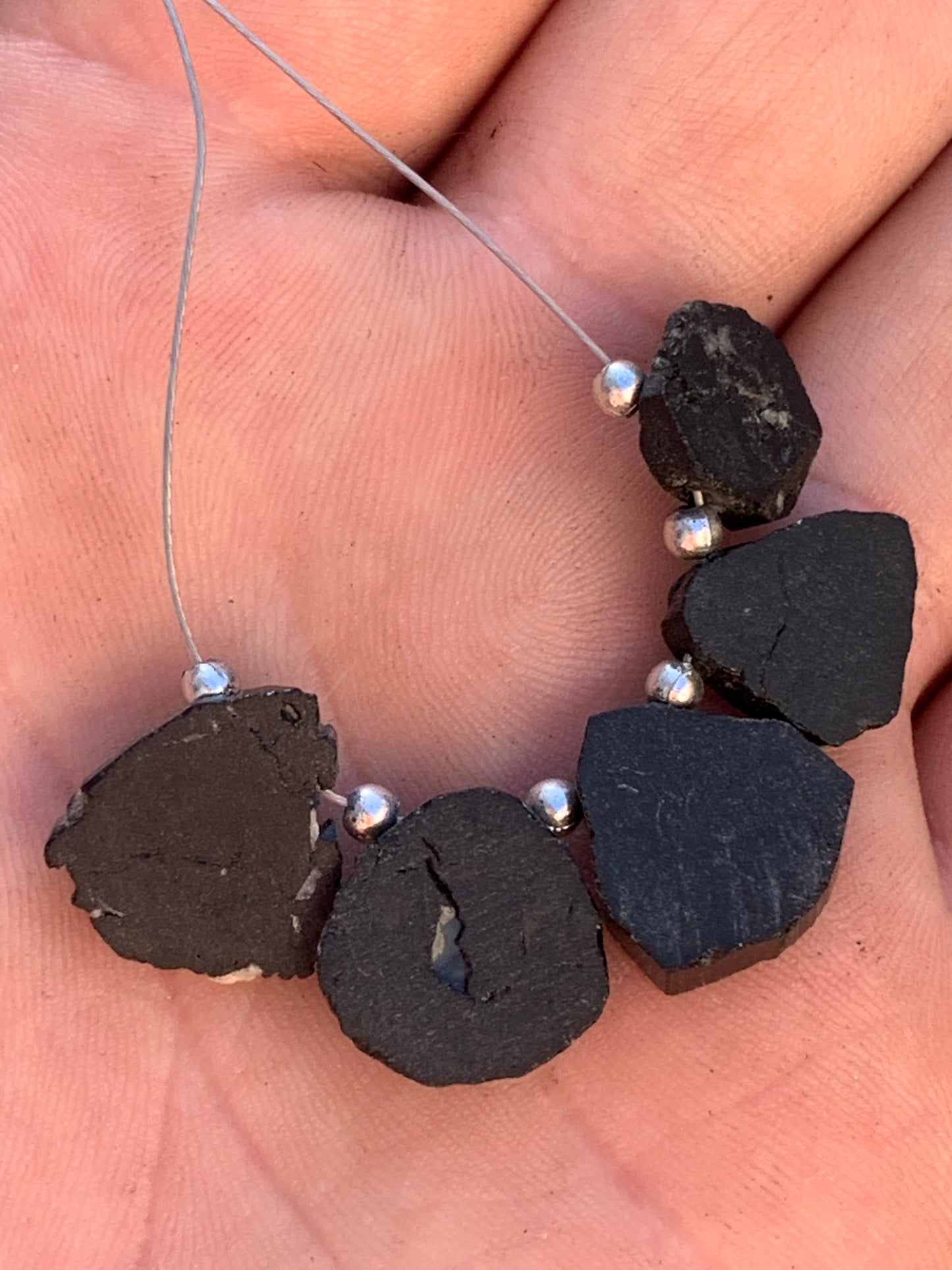 Black tourmaline, natural 3-sided head beads, sold in lots or individually, 14mm in diameter x 5mm thick on average - 7.3 grams (lot). Perfect for collection, jewelry, exhibition...