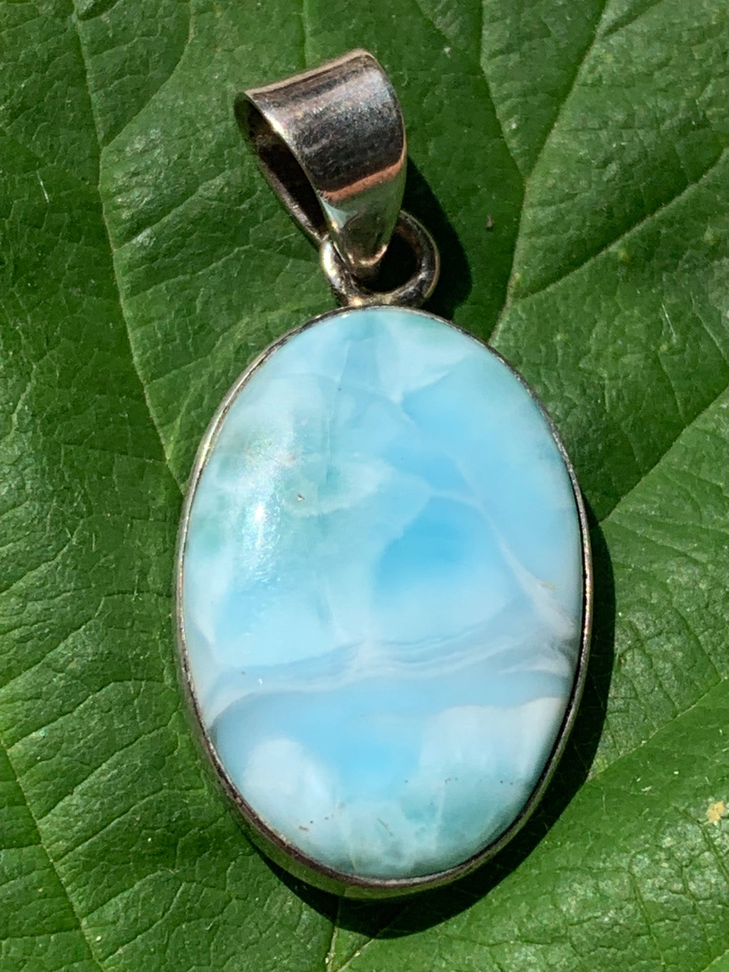 Larimar, pendentif en Argent de 35mm de hauteur x 17 x 6 Vendu avec cordon réglable de couleur noire offert !