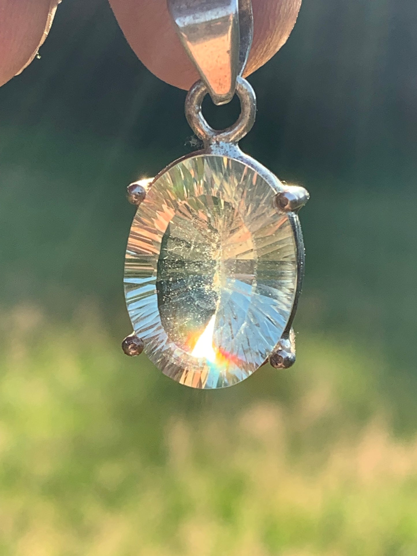 Prasiolite naturelle, superbe pendentif en Argent de 30mm x 14 x 11. Prêt à porter ou pour collection ,exposition...