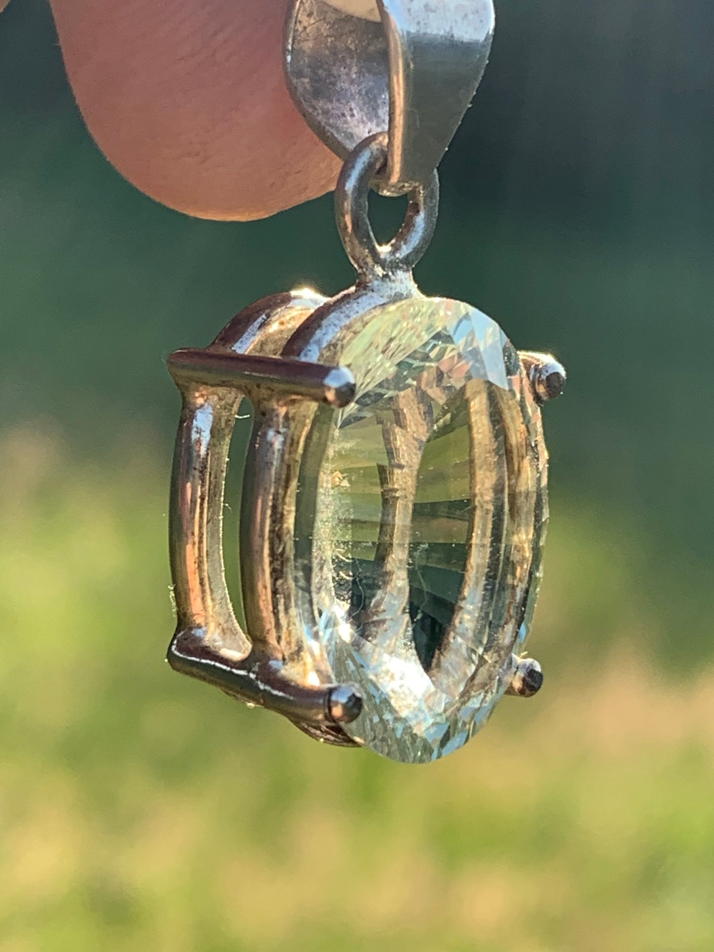 Prasiolite naturelle, superbe pendentif en Argent de 30mm x 14 x 11. Prêt à porter ou pour collection ,exposition...