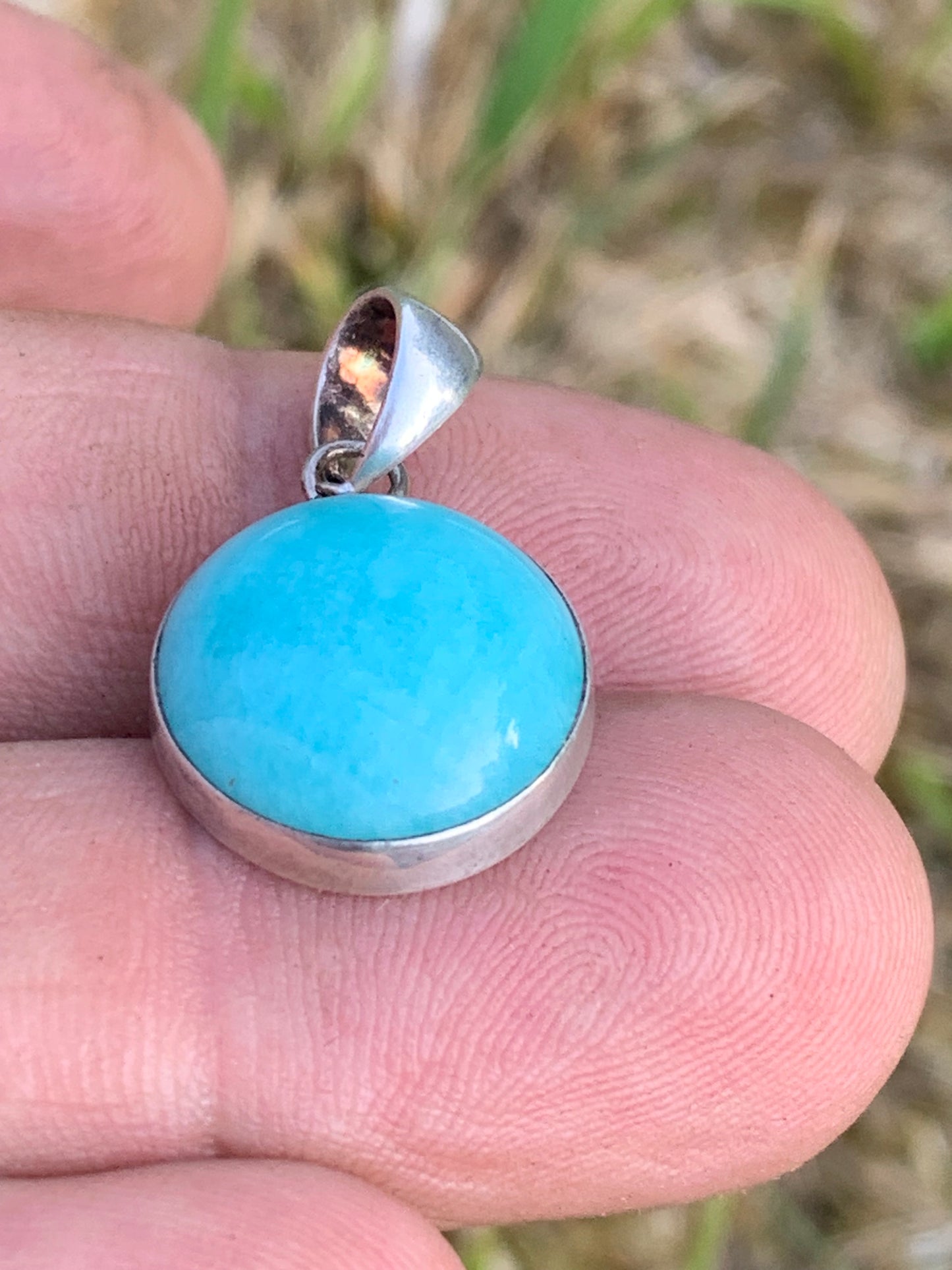 Amazonite, charmant médaillon en Argent de 26mm de hauteur x 16 x 7. Vendu avec cordon réglable de couleur noire offert !