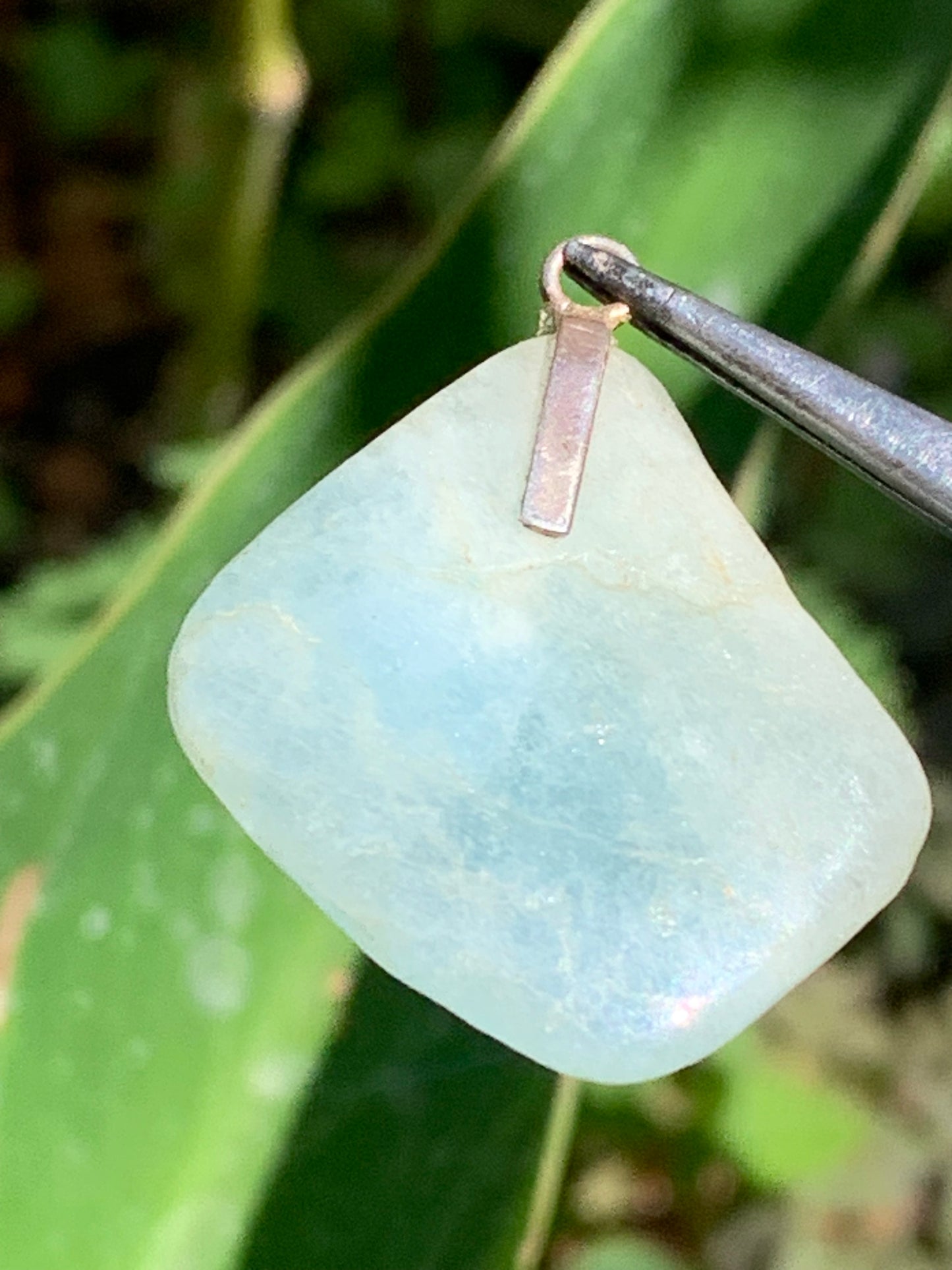 Aigue-marine, pendentif en Argent de 37mm x 28 x 5. Vendu avec cordon noir réglable !