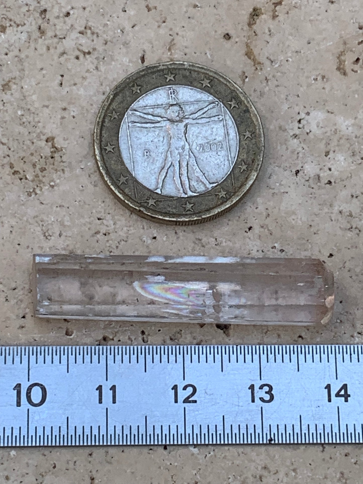 Kunzite, spècimen de 40mm x10 x 8 - 6 grammes. Parfait pour la bijouterie, collection, exposition...