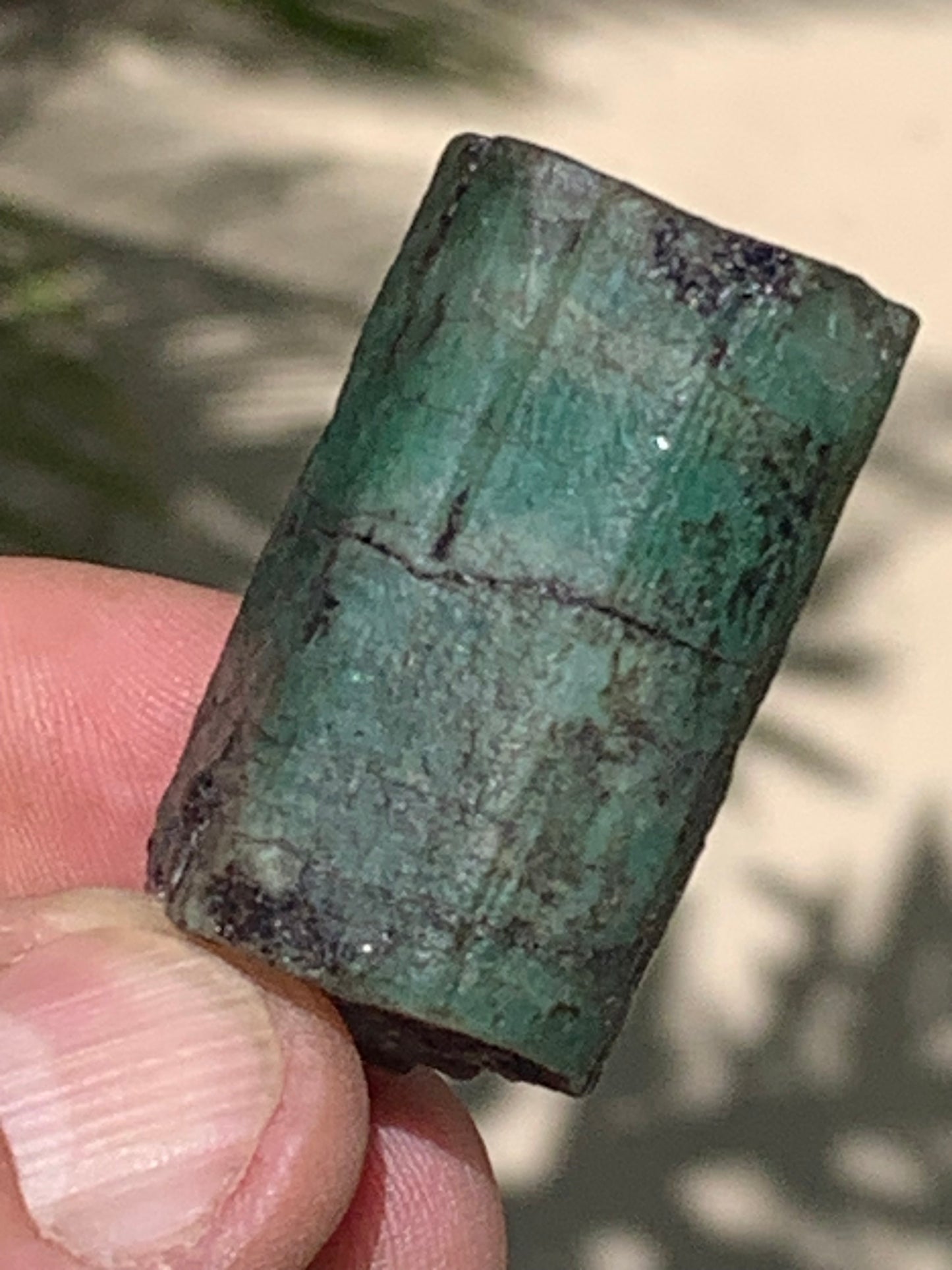Émeraude, pièce brute de 43mm x 26 x 21 - 42,2 grammes. Parfait en collection, bijouterie, exposition...