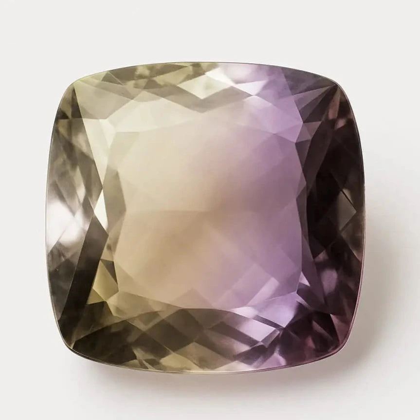 Amétrine naturelle, superbe pierre fine de 11,02 carats. Parfait en collection, bijouterie, exposition...