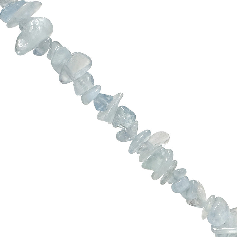 Aigue-marine, bracelet de 17 à 21cm, collier de 42cm et sautoir de 85cm. Perles de type 'baroque/ chips' de formes naturelles montées sur fil élastique ou fil d'acier de haute résistance !