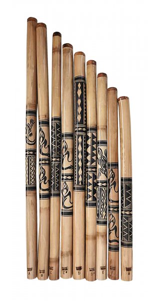 Bamboo didgeridoo with 'Maori' engraving, 1.70 m - 1.40 kg approximately. Very lightweight and with an authentic design!
