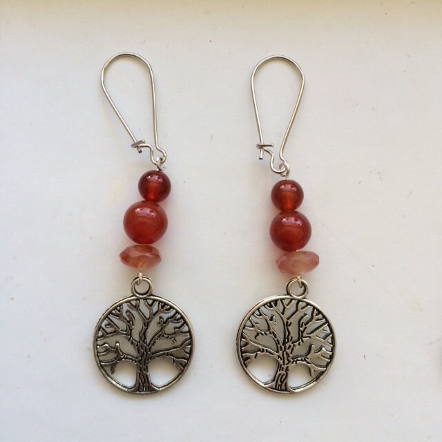 Boucles d'oreilles collection 'Arbre de vie', concept Gem & Zen, qualité AA à AAA, montées par "Gem & Zen". Vendu en finition Argent, laiton ton Argent ou doré + options pour des choix de montures, parfait !