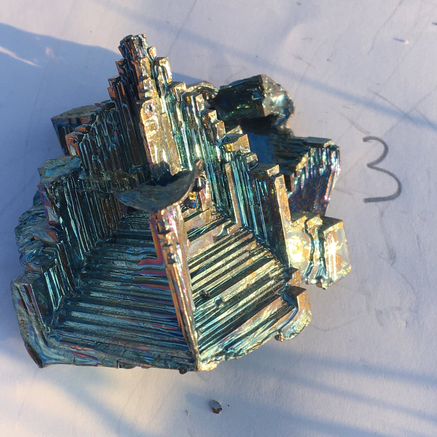 Bismuth, spécimens au choix de 42mm x 40 x 40 - 65 grammes environ ! Parfait pour collection, exposition...