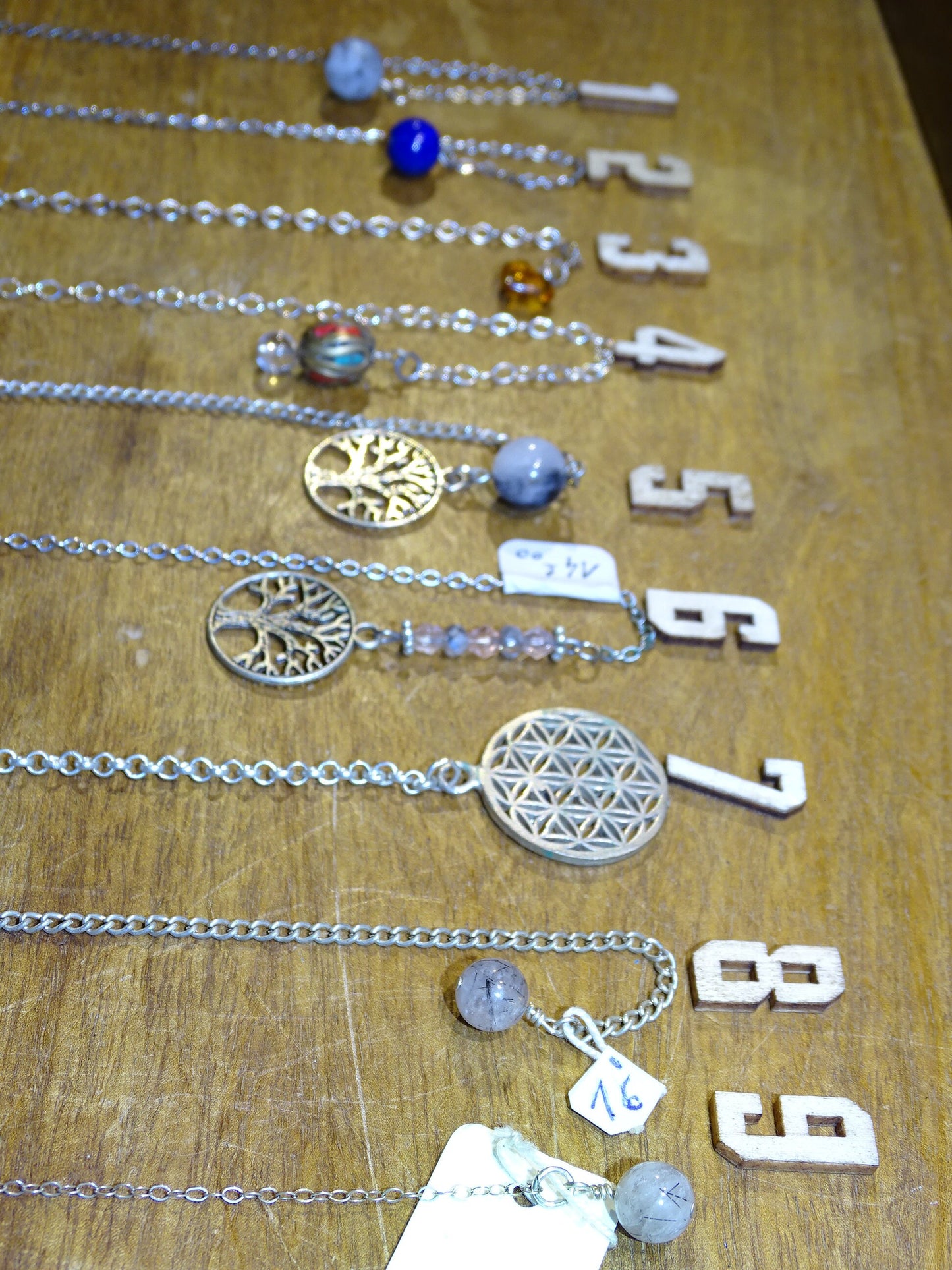 Création 'fait main' 100% Gem et Zen, chaînette seule pour pendule, pour remplacer la chaînette d'origine ou pour créer des pendules selon vos souhaits !