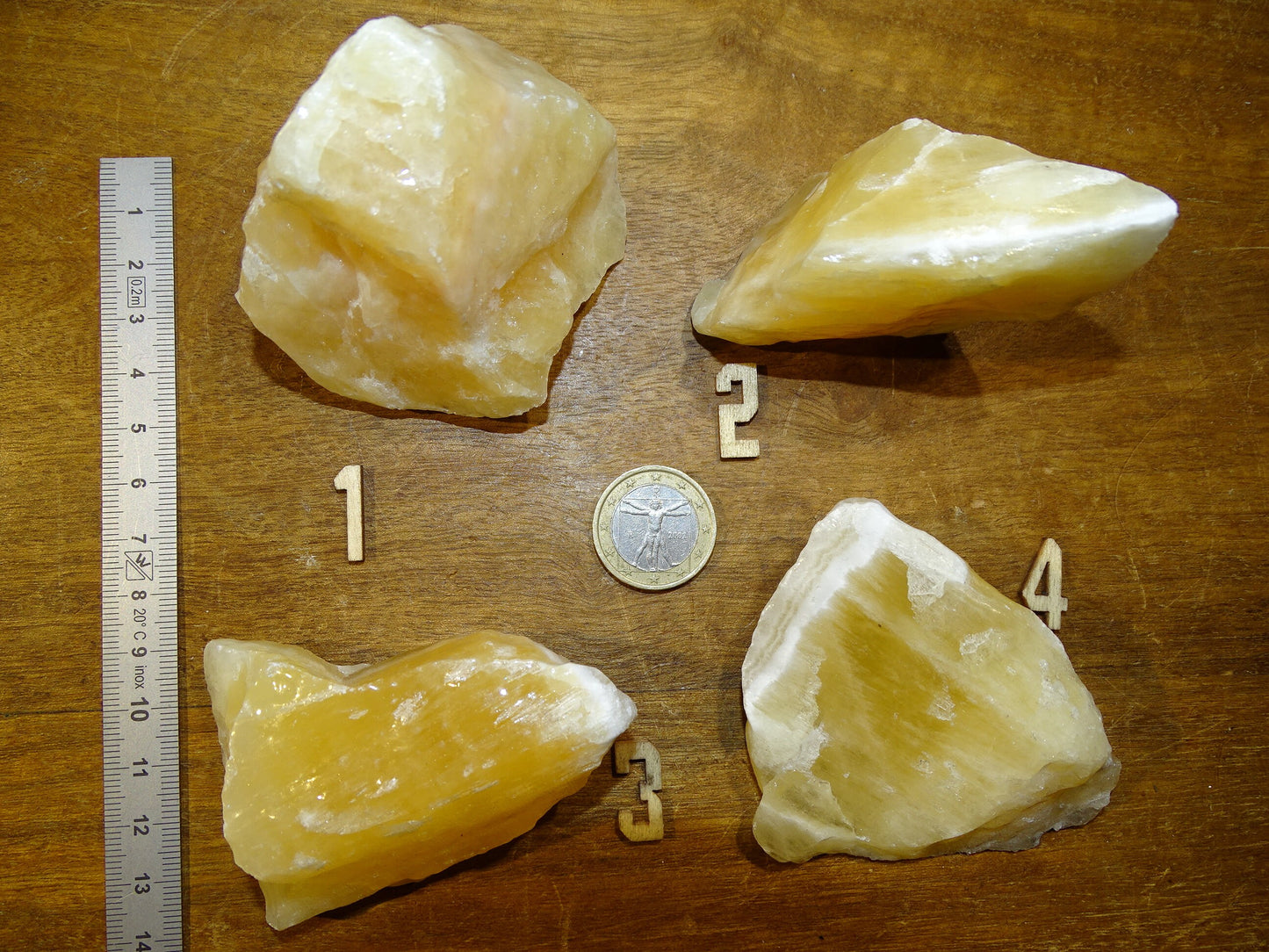 Calcite Orange, pièces naturelles brutes au choix de 50 x 40 x 40mm - 35/40 gr. environ !