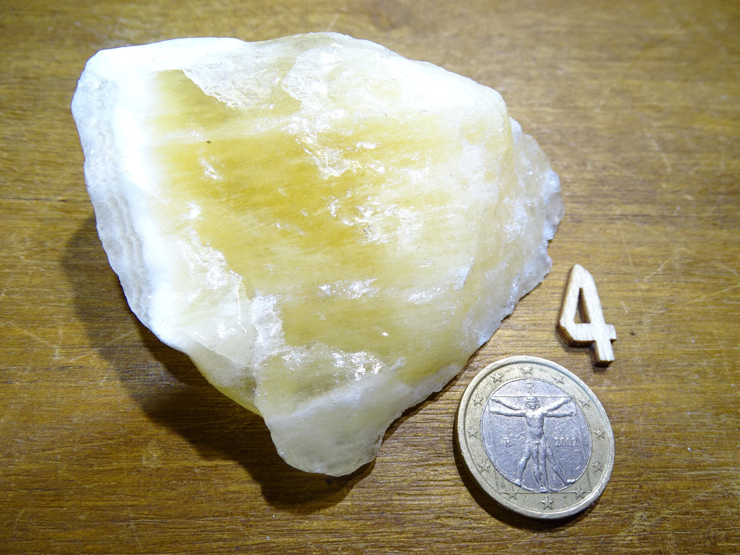 Calcite Orange, pièces naturelles brutes au choix de 50 x 40 x 40mm - 35/40 gr. environ !
