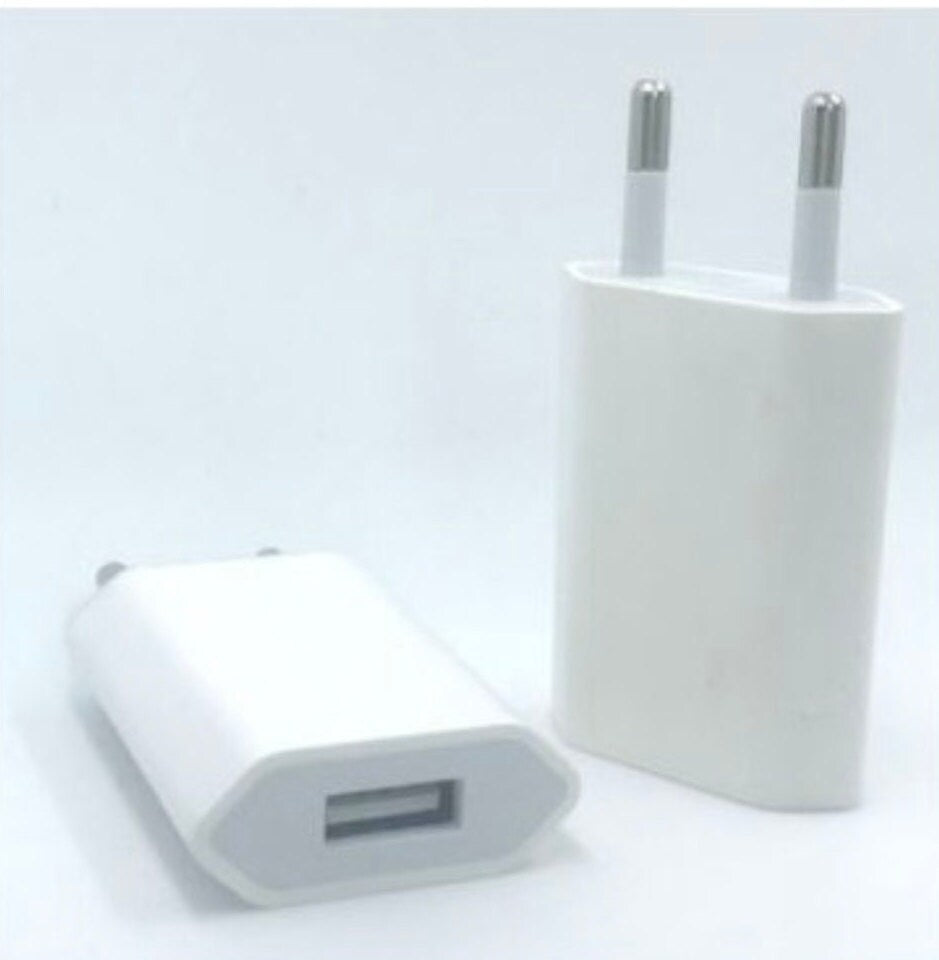 Base LED en bois avec adaptateur USB pour éclairer vos plus belles pièces. Dimensions (Ø x H) : 10 x 2 cm Puissance : 5V Vendu avec son adaptateur USB/220V. Peut être utilisé pour les lampes en sélénite, les prismes, pointes et sphères., parfait !