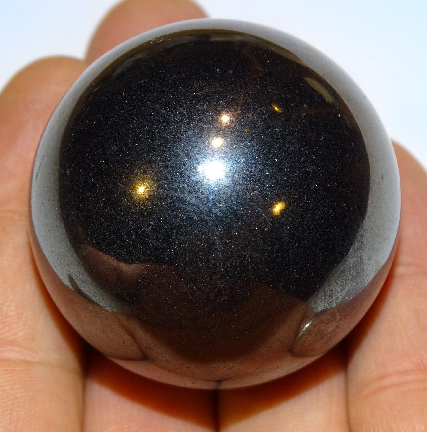 Sphère en Hématite, d'environ 40 millimètres - 240 grammes. Parfait pour la lithothérapie, collection, exposition...