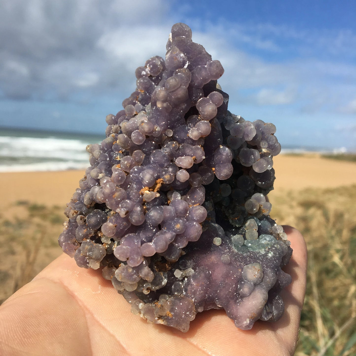 Agate botryoïde ou Agate 'raisin'. Magnifique pièce de 402 gr. - 125x100 85 mm. Parfait en collection ,exposition...