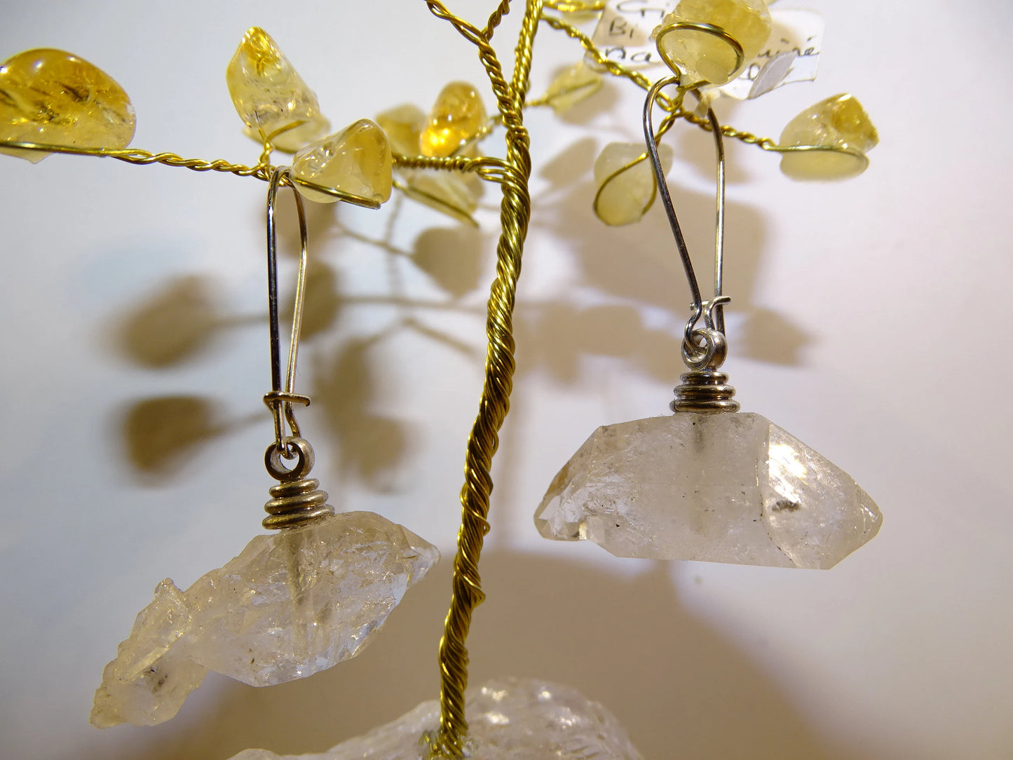 Boucles d'oreilles en cristal de roche 'Herkimer' (rare), cristaux naturels montés sur métal. Vendu en Argent ou en laiton finition argenté ou doré, qualité AA à AAA, parfait !