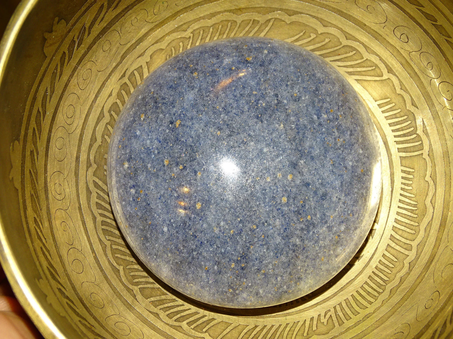 Azurite, superbe galet de 77 mm de diamètre x 30 - 239 grammes ! Parfait pour les massages, collection...