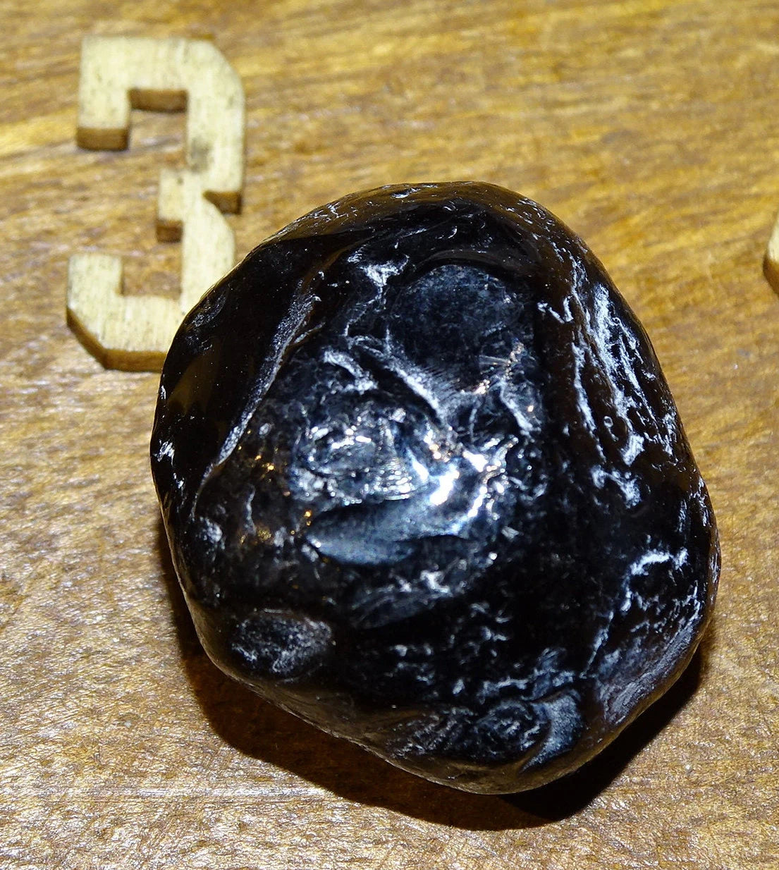 Obsidienne larme d'Apache - Pierres roulées de 15x15mm à 25x25 - 8 à 15 grammes !
