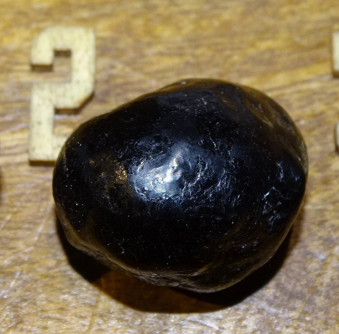 Obsidienne larme d'Apache - Pierres roulées de 15x15mm à 25x25 - 8 à 15 grammes !