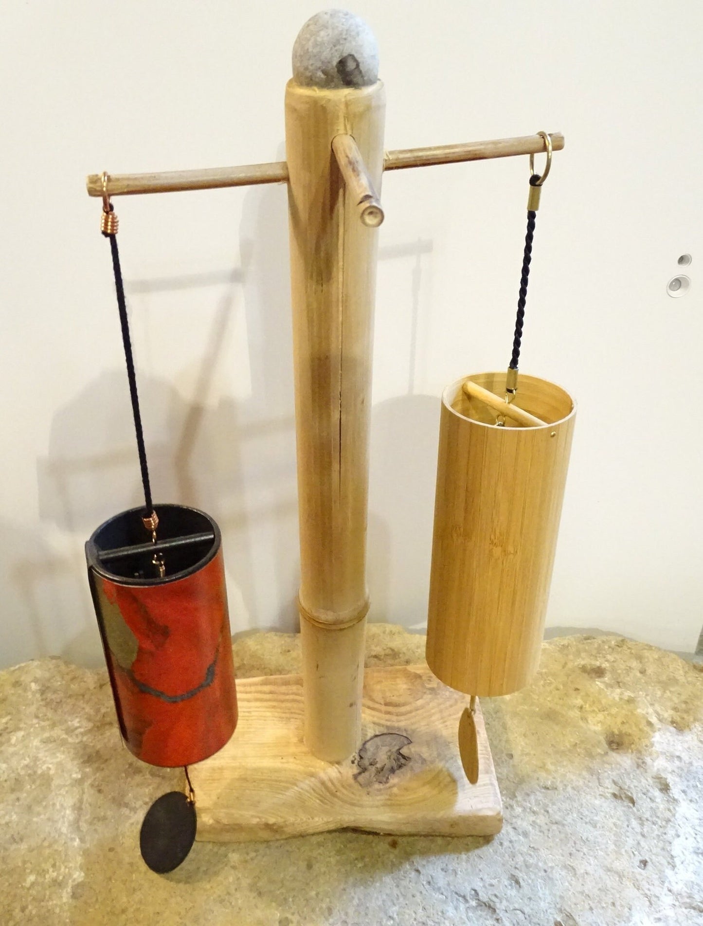 Gem & Zen creation, wooden supports for Koshi, Zaphir or other style chimes, 45 centimeters high, base 20 x 20cm. Also suitable for Tibetan cymbal (Tingsha). 'Matte' or 'glossy' finish option, perfect!