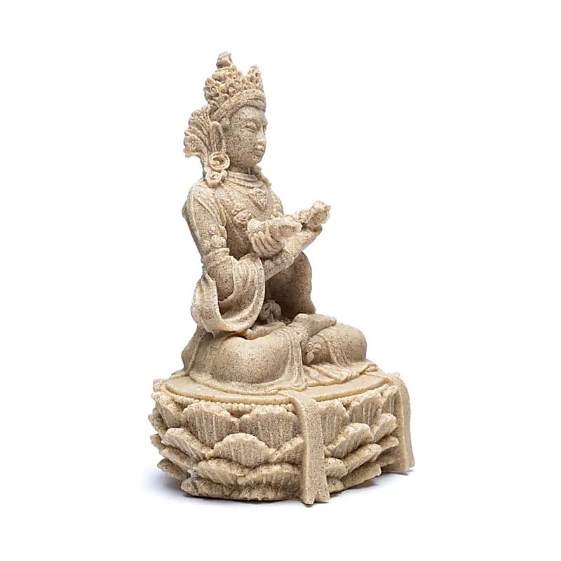 Statue de Tara en 'sable', la divinté porte une Dorje (Vajra) et une cloche. 17 centimètres de hauteur - 390 grammes !