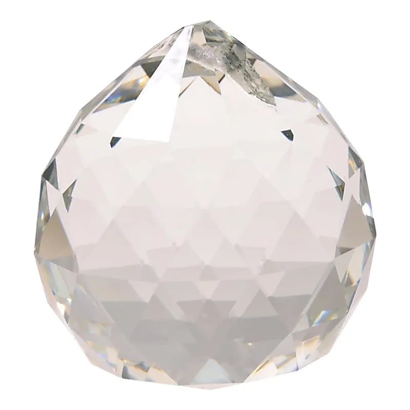 Cristaux Feng Shui, transparent ou multicolore de 2 à 5 cm, apportent la lumière et la vie dans votre maison ! L'arc en ciel sera multiplier par les nombreuses surfaces, dans les couleurs de l’arc en ciel, projetées et dansant dans toute la pièce.