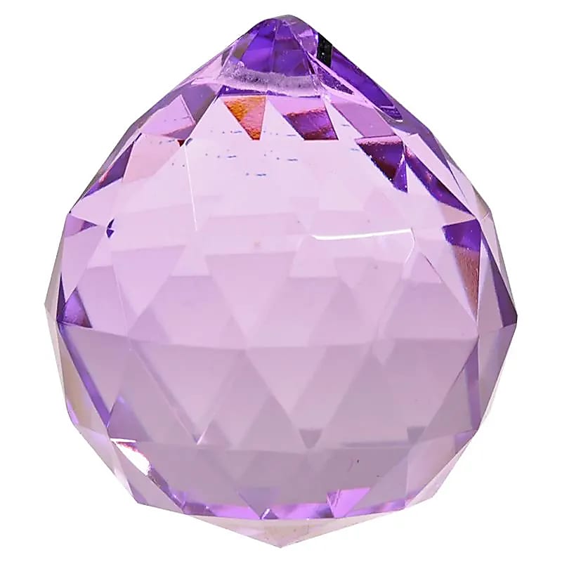 Cristaux Feng Shui, transparent ou multicolore de 2 à 5 cm, apportent la lumière et la vie dans votre maison ! L'arc en ciel sera multiplier par les nombreuses surfaces, dans les couleurs de l’arc en ciel, projetées et dansant dans toute la pièce.