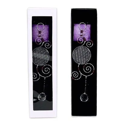 Guirlande 'Fleur de Vie ' avec sphère en cristal Feng Shui  ! 20 centimètres de longueur - 79 grammes. Simple, élégant et efficasse ! vendu en coffret !