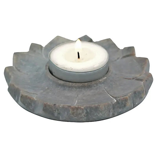 Beautiful lotus-shaped candle holder or incense burner, made of so-called 'soapstone'. Size 10x1 cm - Weight ± 200 grams! Sold individually or in pairs!