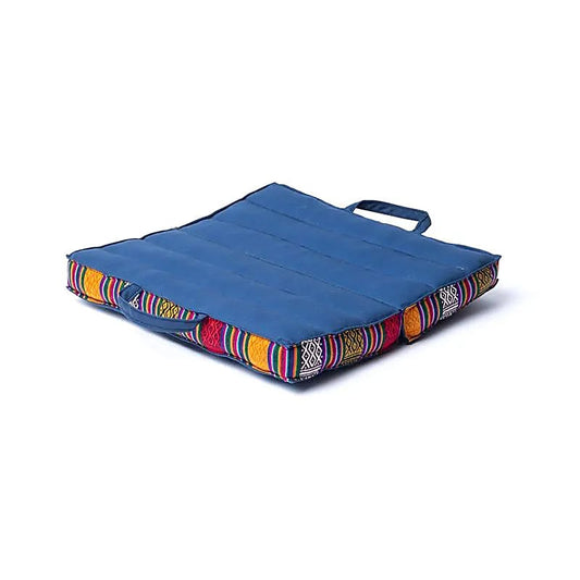 Meditation cushion folds for a convenient travel size. Made with love and care, this meditation cushion is not only very comfortable, but also a commitment to sustainability. 43x43x3.5 centimeters / 1230 grams